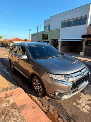 MITSUBISHI OUTLANDER 2.0 16V GASOLINA 4P AUTOMÁTICO